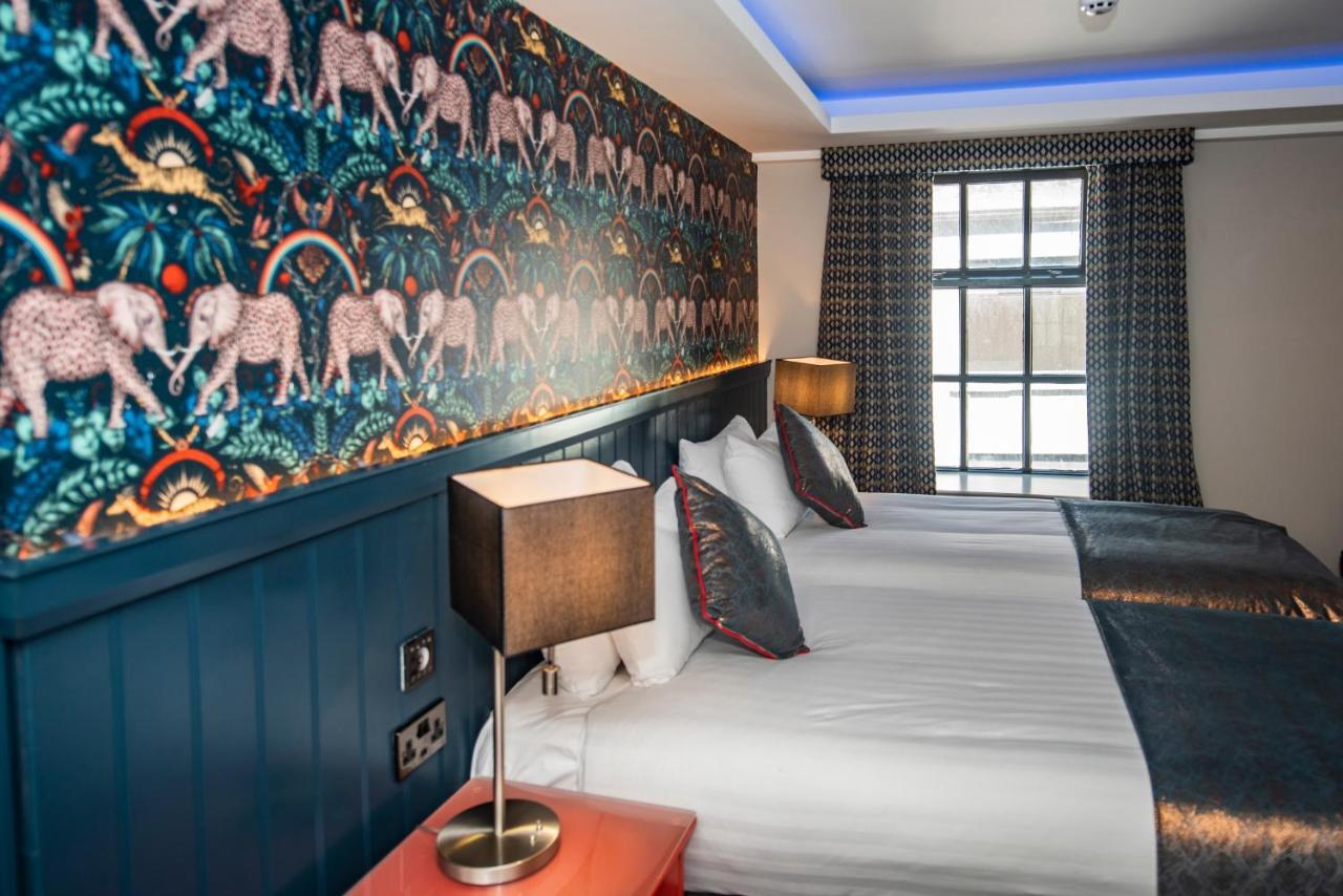 Hotel Crown Quarter Wexford Esterno foto