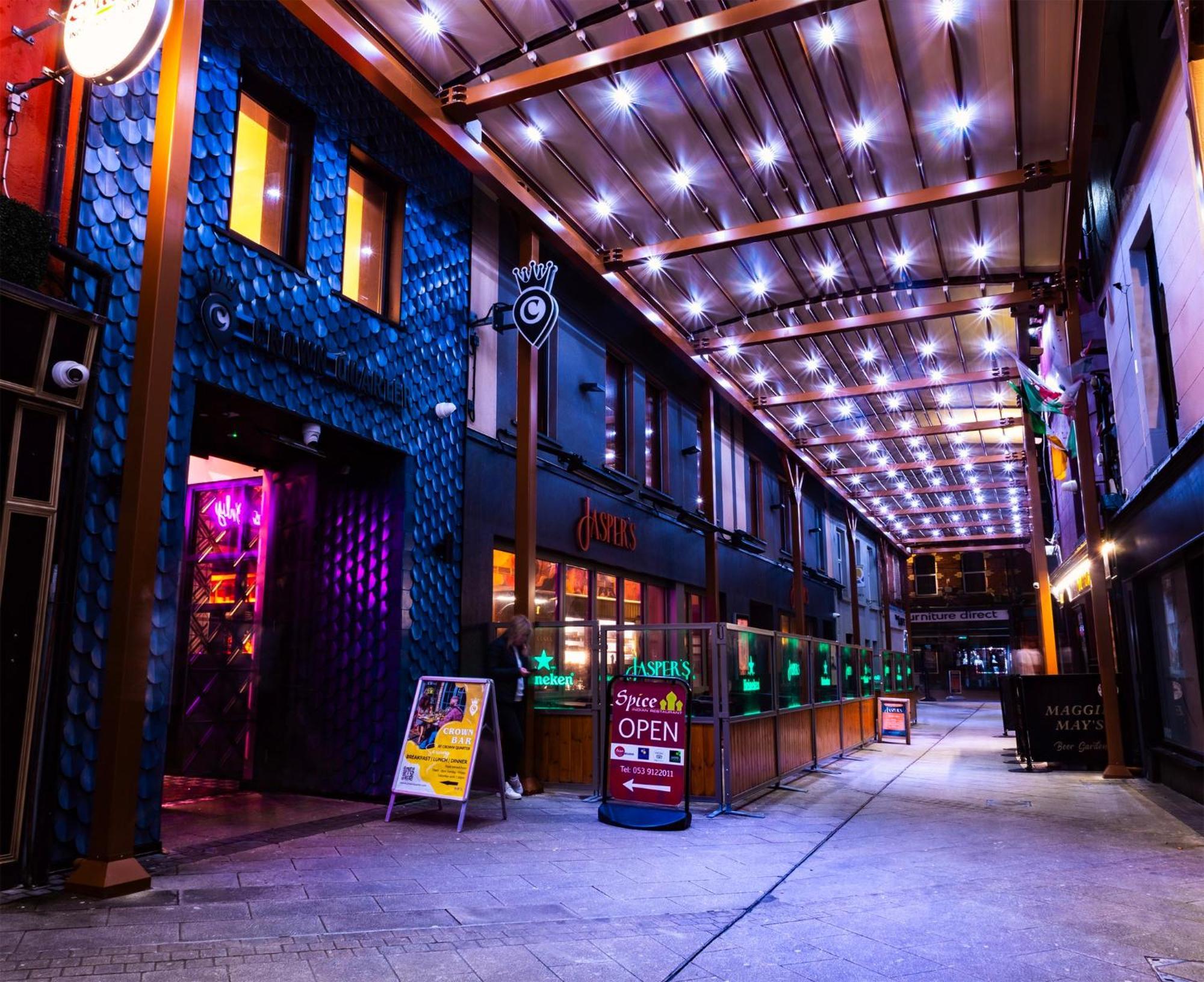 Hotel Crown Quarter Wexford Esterno foto